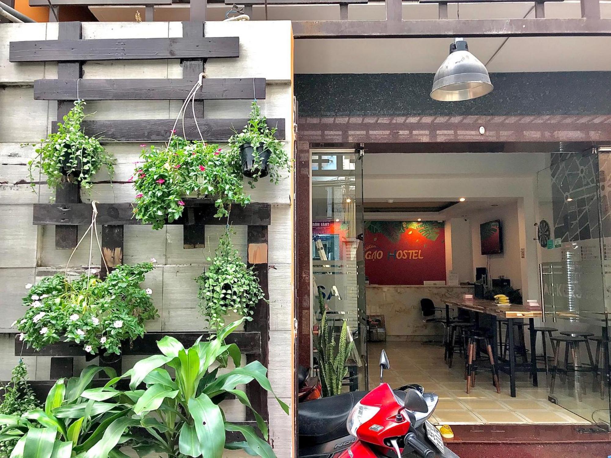 Saigon Gao Hostel Хошимин Екстериор снимка