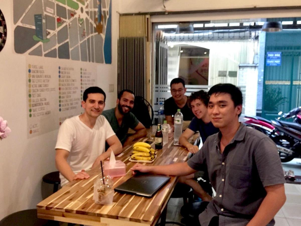 Saigon Gao Hostel Хошимин Екстериор снимка