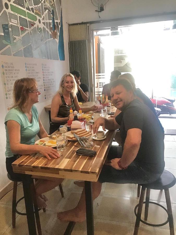 Saigon Gao Hostel Хошимин Екстериор снимка
